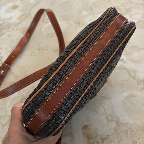 Ted Lapidus Rare Vintage Monogram Leather Shoulder Bag - Picture 10 of 15